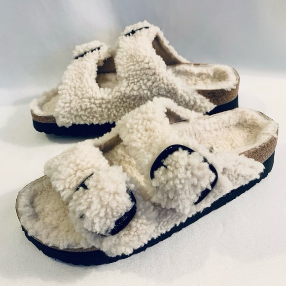 Birkenstock Cream Fuzzy Sandals - Picture 7 of 7